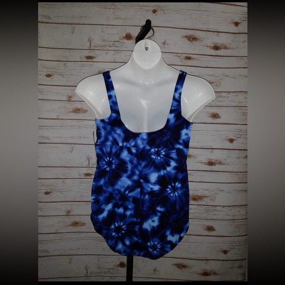 Aqua Green - Size 18W - Picture 4 of 8